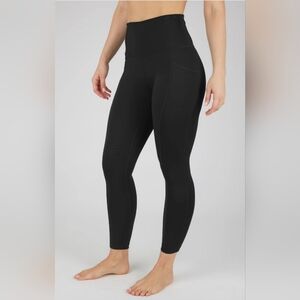 EUC Yogalicious Polar Lux Tribeca and  Lux Inversion Legging Set